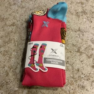 NWT Extreme Fit Compression Socks Size Small / Medium